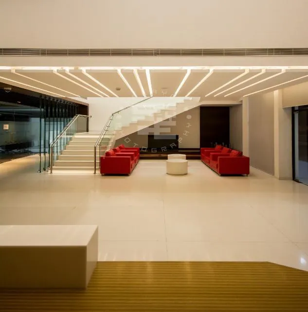 Receptions & entrances