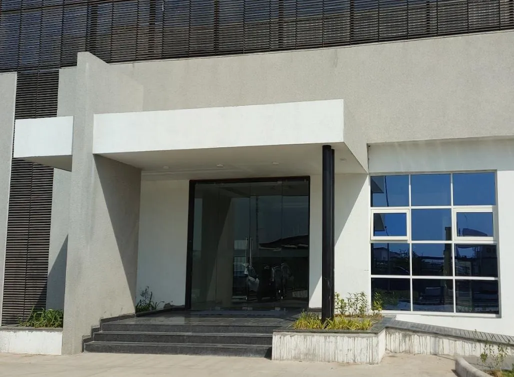 Zanini India: Entrance façade